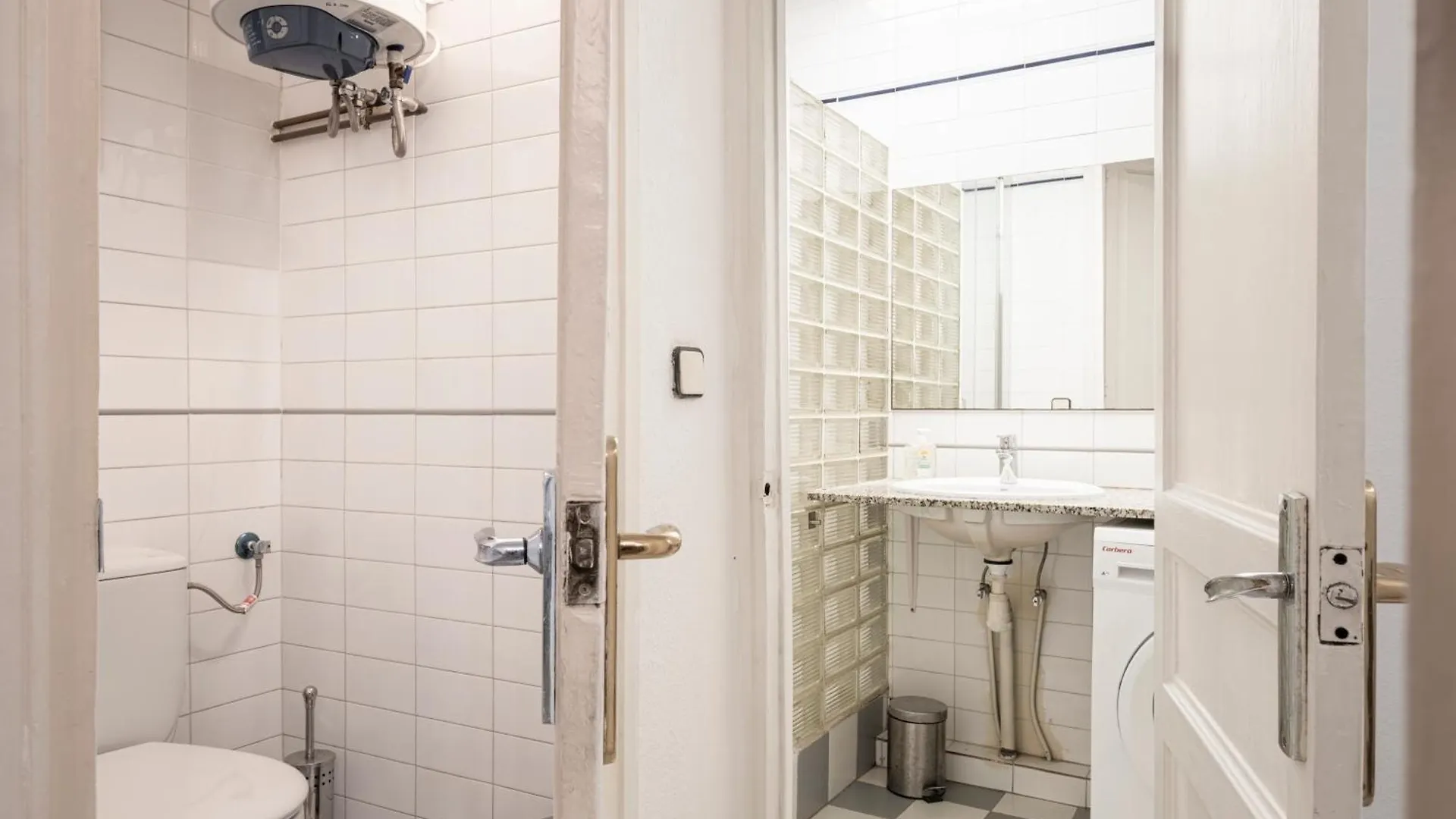 Centric Apartment Molino P3 Barcelona 0*,  Spain